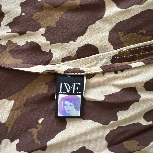 Diane Von Furstenberg Animal Tortoise Leopard Brown Silk Shirt Dress sz 10 EUC - Picture 7 of 11